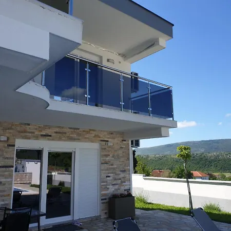 Ella Villa Stolac
